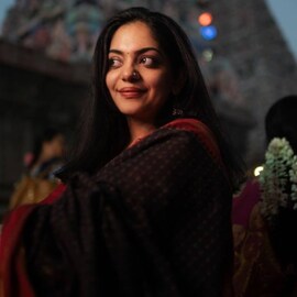 Ahaana Krishna | സുരേഷ് ഗോപി വിഷയത്തിൽ ഉദ്ഘാടന വേദിയിൽ ചോദ്യം; അഹാനയുടെ പ്രതികരണം Ahaana Krishna | സുരേഷ് ഗോപി വിഷയത്തിൽ ഉദ്ഘാടന വേദിയിൽ ചോദ്യം; അഹാനയുടെ പ്രതികരണം