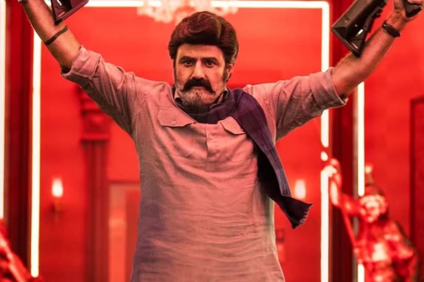  ത്രം ബാലയ്യയുടെ വണ്‍ മാൻ ഷോ ആണെന്ന് ചിലര്‍ അഭിപ്രായപ്പെടുമ്പോള്‍ അനില്‍ രവിപുടി എന്ന സംവിധായകന് കൈയടിക്കുകയാണ് മറ്റുചിലർ