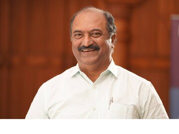 കെ.എന്‍ ബാലഗോപാല്‍