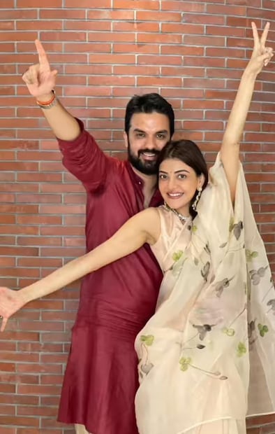  ഇപ്പോൾ തങ്ങളുടെ മൂന്നാം വിവാഹവാർഷിക ദിനത്തിൽ മറ്റാരും കാണാത്ത ചിത്രങ്ങൾ ചേർത്ത് ഒരു വീഡിയോ പങ്കുവെച്ചിരിക്കുകയാണ് കാജൽ.
