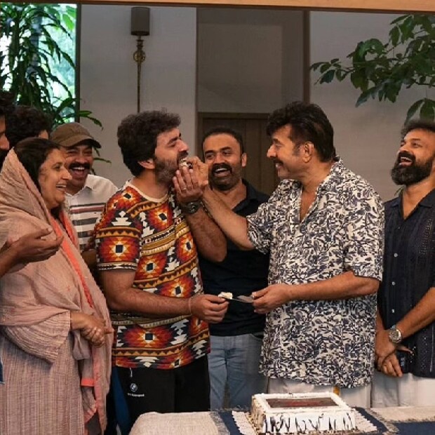  മമ്മൂട്ടിയെ കേന്ദ്രകഥാപാത്രമാക്കി നവാഗതനായ റോബി വർഗീസ് രാജ് സംവിധാനം ചെയ്ത ‘കണ്ണൂർ സ്ക്വാഡ്’ തിയറ്ററുകളിൽ ഗംഭീര പ്രകടനം കാഴ്ചവച്ച് മുന്നേറുകയാണ്. ആദ്യ ആദ്യദിനങ്ങളില്‍ തന്നെ ചിത്രം പ്രേക്ഷകര്‍ ഏറ്റെടുത്ത് കഴിഞ്ഞിരുന്നു.