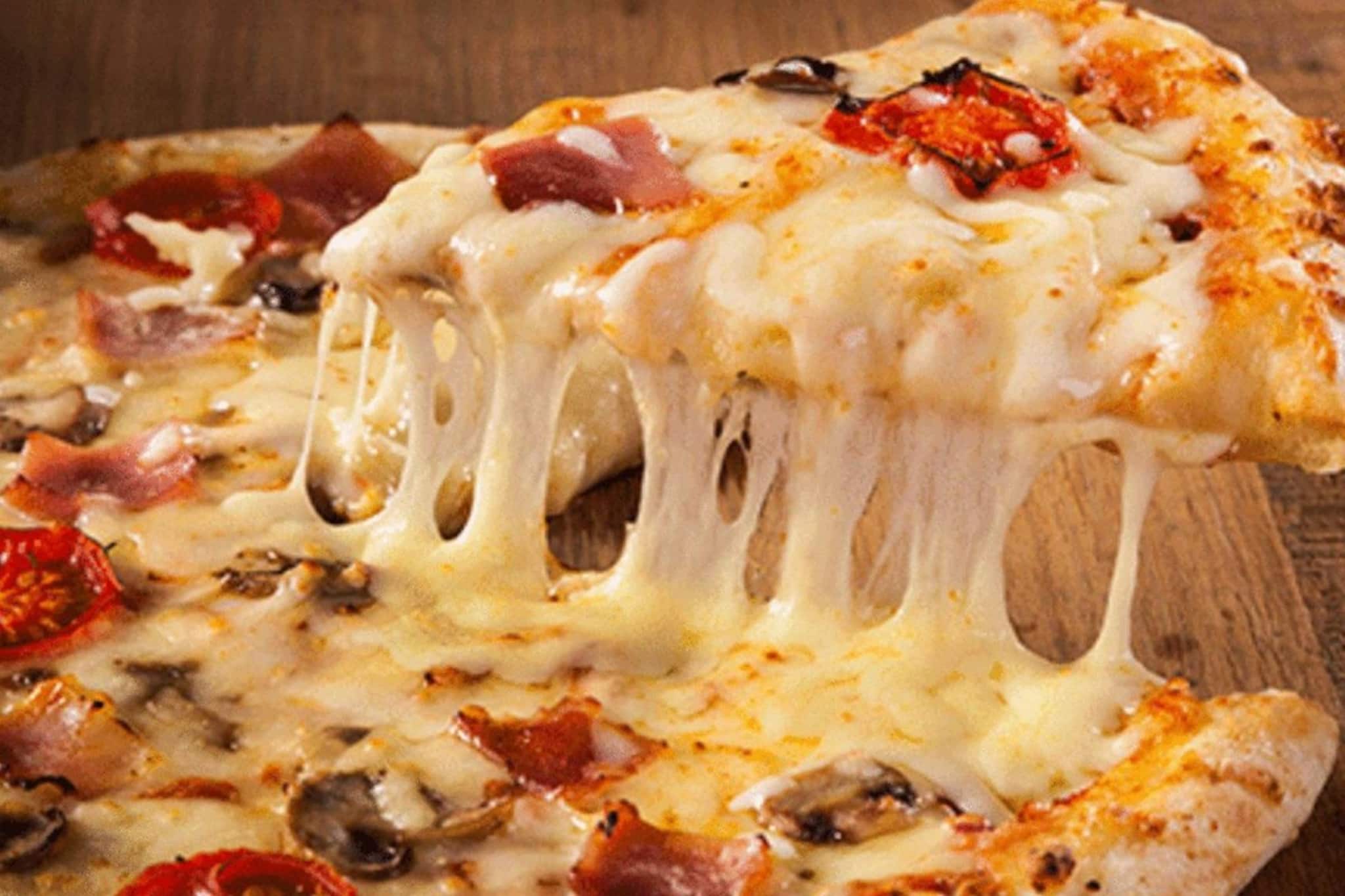 ഡൊമിനോസ് v/s ഡൊമിനിക്; പിസ്സ കമ്പനികൾ തമ്മിൽ അടി; ലോഗോ കോപ്പിയടിച്ചതിന് കോടതിയുടെ വിലക്ക്