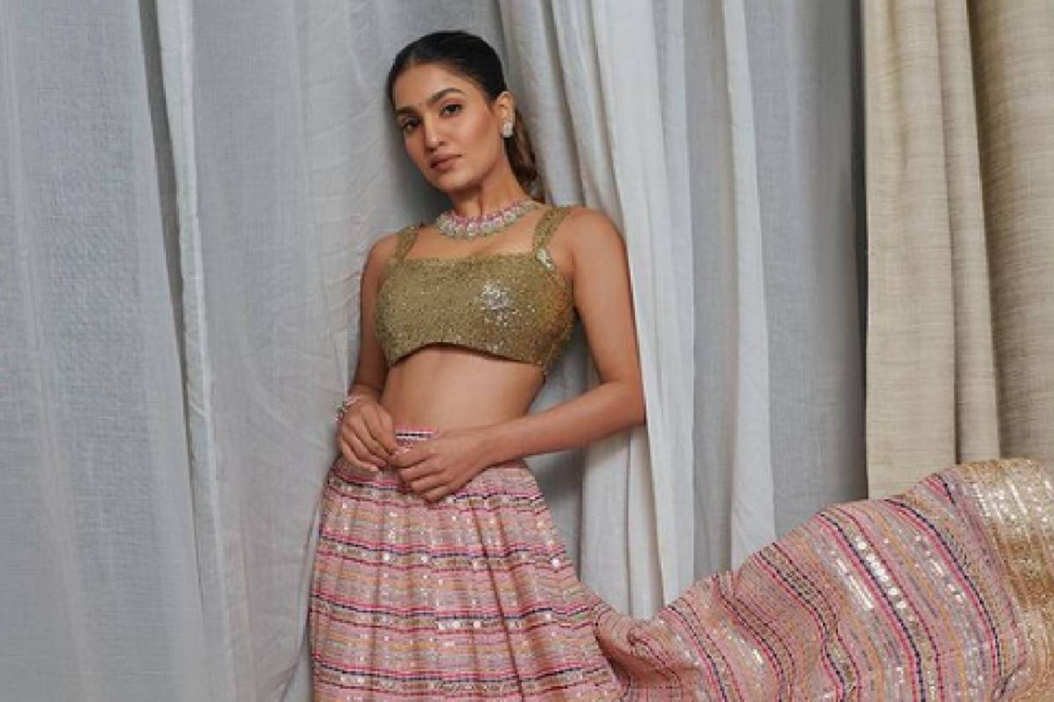 ഇത്രയും കടുത്ത തീരുമാനം വേണമായിരുന്നോ, സാനിയാ! മോഹിപ്പിക്കുന്ന അവസരത്തോട് ഗുഡ്ബൈ പറഞ്ഞ് സാനിയ അയ്യപ്പൻ