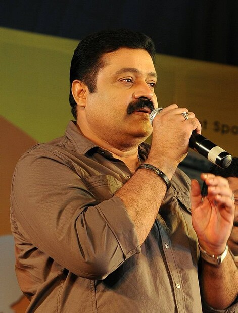 ‘‘ജനകീയ സമരങ്ങൾ ശക്തി പ്രാപിക്കേണ്ട കാലം വളരെയധികം അതിക്രമിച്ചു കഴിഞ്ഞിരിക്കുന്നു. വെറുതെ ഡീസലിനും പെട്രോളിനുമെല്ലാം വില കൂട്ടിയെന്നു പറഞ്ഞ് വലിയ അക്രമം അഴിച്ചു വിട്ട ആൾക്കാരാണ്, ഇന്നു രണ്ടു രൂപ പിരിച്ചിട്ട് അത് അടിച്ചുമാറ്റിക്കൊണ്ടിരിക്കുന്നത്. അതിൽനിന്നു പോലും അവർക്കു പെൻഷൻ കൊടുക്കാനാകുന്നില്ല.