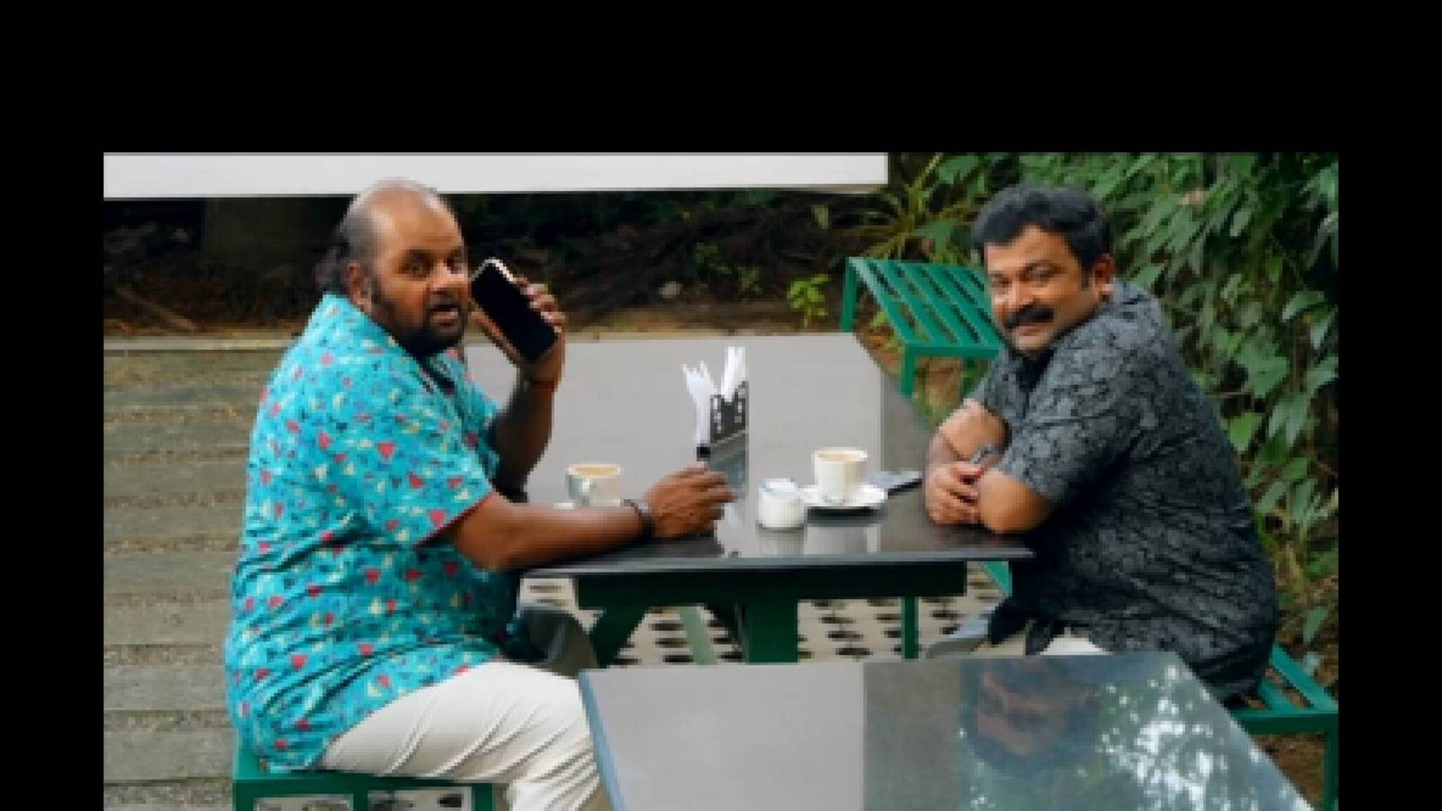 ചെറിയ ഒരു മാറ്റമുണ്ട്; മുകേഷ്, ഉർവശി, ധ്യാൻ ചിത്രത്തിന് പുതിയ പേര് നൽകി സംവിധായകൻ