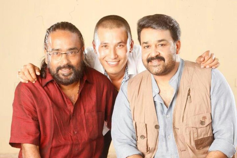  ചിത്രം ഇറങ്ങി വര്‍ഷങ്ങള്‍ക്ക് ശേഷം 2015ല്‍ അന്നത്തെ ഉണ്ണിക്കുട്ടനായെത്തിയ സിദ്ധാര്‍ത്ഥ ലാമയും മോഹന്‍ലാലും കണ്ടുമുട്ടിയിരുന്നു. ലാലേട്ടനൊപ്പം വീണ്ടും അഭിനയിക്കാനുള്ള ആഗ്രഹവും സിദ്ധാര്‍ത്ഥ പങ്കുവെച്ചിരുന്നു.