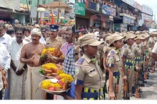 നവരാത്രി വിഗ്രഹ ഘോഷയാത്രയ്ക്ക്  കേരള അതിർത്തിയിൽ സർക്കാരിന്റെ ഗംഭീര സ്വീകരണം
