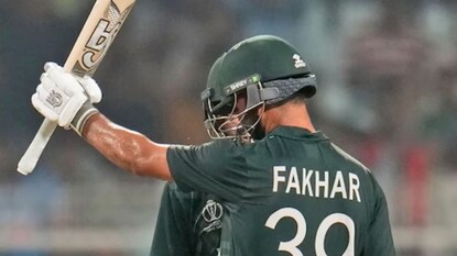 പ്ലെയിങ് ഇലവനിലേക്ക് തിരിച്ചെത്തിയ ഫഖര് സമാന് മികച്ച പ്രകടനമാണ് പുറത്തെടുത്തത് പ്ലെയിങ് ഇലവനിലേക്ക് തിരിച്ചെത്തിയ ഫഖര് സമാന് മികച്ച പ്രകടനമാണ് പുറത്തെടുത്തത്