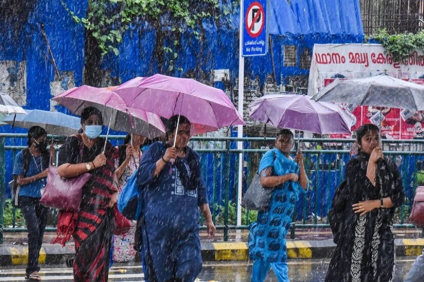  തെക്കൻ തമിഴ്നാട് തീരത്തും കേരളതീരത്തും ഉയർന്ന തിരമാലക്കും ശക്തമായ കടലാക്രമണത്തിനും സാധ്യതയുള്ളതിനാൽ മത്സ്യത്തൊഴിലാളികൾ ജാഗ്രത പാലിക്കണമെന്ന് ദേശീയ സമുദ്ര സ്ഥിതി പഠന ഗവേഷണ കേന്ദ്രം നിർദ്ദേശം നൽകി.