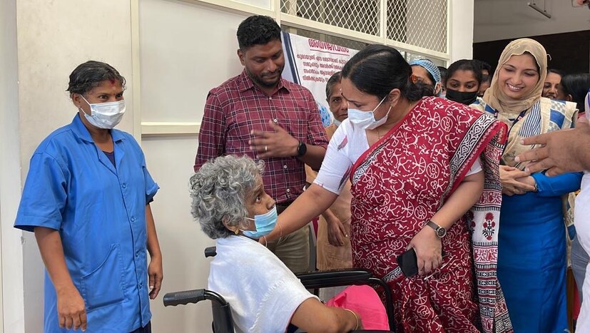  നിലവില്‍ നല്‍കപ്പെടുന്ന സേവനങ്ങളും ജനങ്ങള്‍ക്ക് അത് അനുഭവവേദ്യമാകുന്നതും വിലയിരുത്തുക, നിര്‍മ്മാണ പ്രവര്‍ത്തനങ്ങളുടെ പുരോഗതി അവലോകനം ചെയ്യുക,