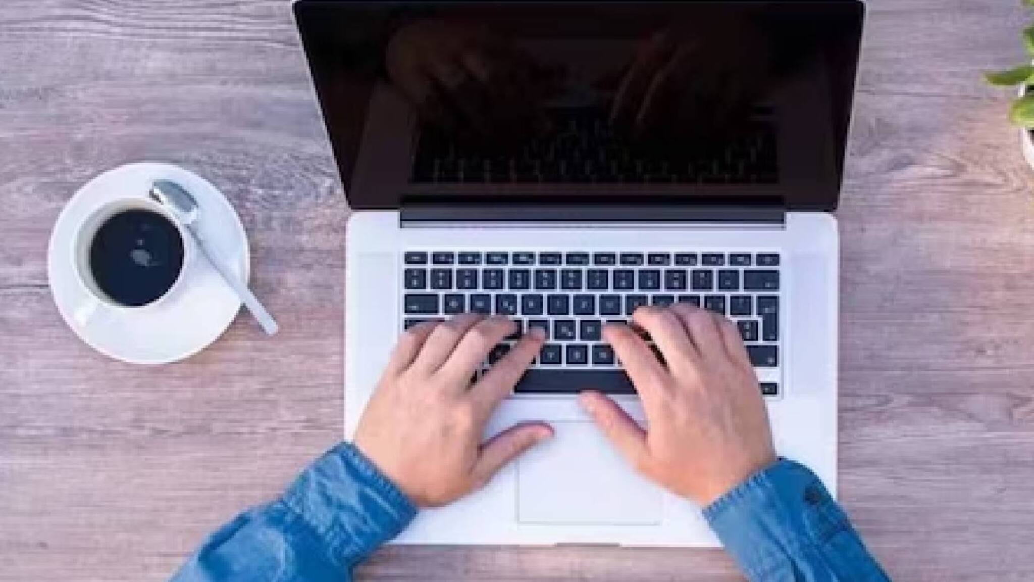 33 കാരനായ ഐഐടി ബിരുദധാരി ലണ്ടനിലെ വമ്പൻ ജോലി ഉപേക്ഷിച്ച്  ഇന്ത്യയിൽ തിരിച്ചെത്തിയതിന് കാരണമെന്ത് ?