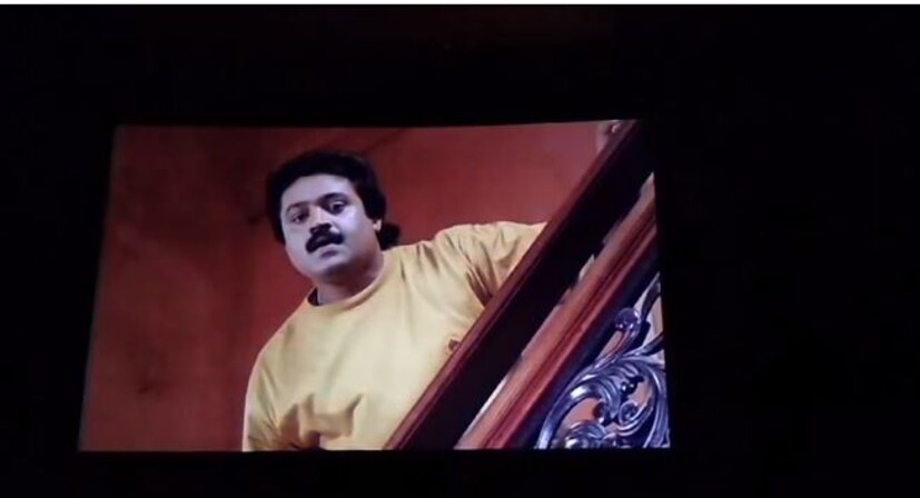  മോഹന്‍ലാലിന്‍റെ ഡോ.സണ്ണിയും സുരേഷ് ഗോപിയുടെ നകുലനും ഇന്നസെന്‍റിന്‍റെ ഉണ്ണിത്താനുമൊക്കെ ഇന്നും പ്രേക്ഷകരുടെ കണ്‍മുന്‍പിലുണ്ട്.
