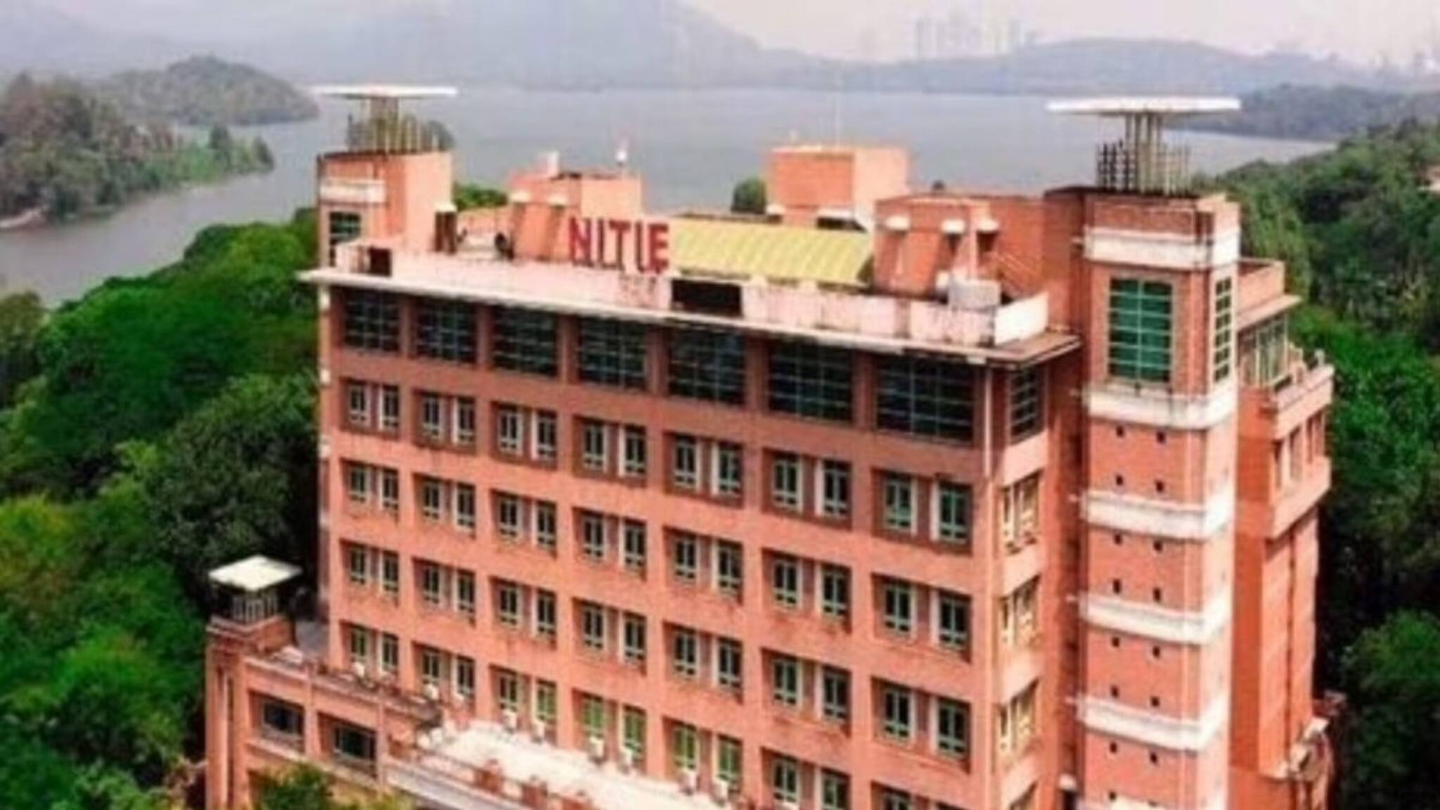 100% പ്ലേസ്മെന്റ് ഗ്യാരണ്ടിയുള്ള MBA കോഴ്സ് മുംബൈ IIM ൽ  ചെയ്യണോ?