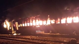 ട്രെയിൻ തീപിടിത്തം