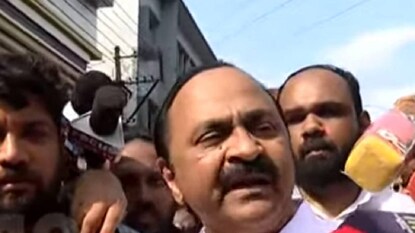 മാധ്യമങ്ങളോട് പ്രതികരിച്ച് പ്രതിപക്ഷ നേതാവ് മാധ്യമങ്ങളോട് പ്രതികരിച്ച് പ്രതിപക്ഷ നേതാവ്