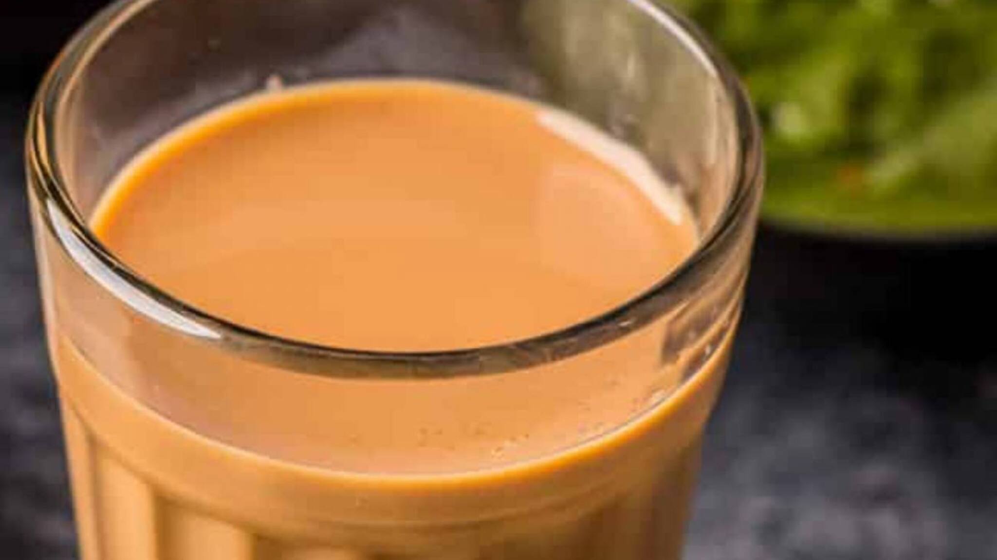 ഭക്ഷണത്തിനൊപ്പം ചായയോ കാപ്പിയോ കുടിക്കുന്നവരാണോ? പാൽ ചേർത്ത് കഴിക്കുന്നത് കൊണ്ട് എന്ത് സംഭവിക്കും ?