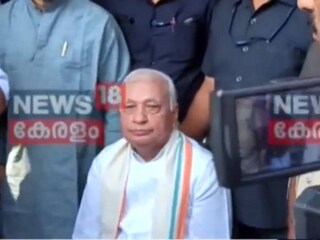 ഗവർണർ ആരിഫ് മുഹമ്മദ് ഖാൻ