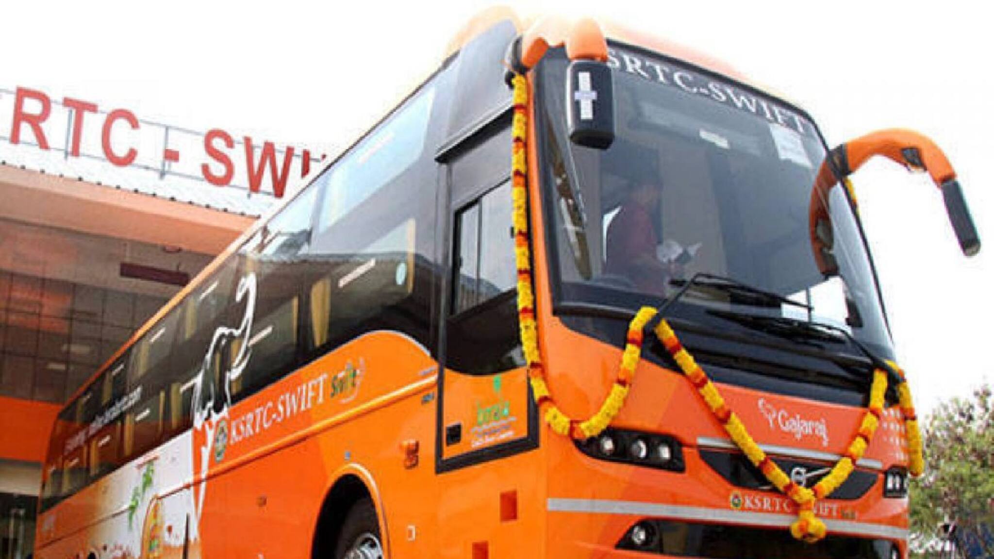 ഡ്രൈവര്‍ കം കണ്ടക്ടര്‍ ആകാമോ ? കെ-സ്വിഫ്റ്റില്‍ 600 ഒഴിവുകള്‍