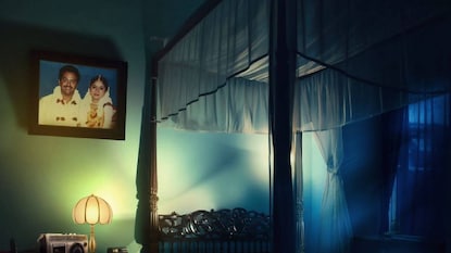 ഒരു കട്ടിൽ ഒരു മുറി ഒരു കട്ടിൽ ഒരു മുറി