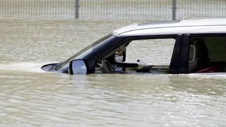 ദുബായിലെ പ്രളയം 