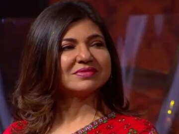 Alka Yagnik: അപൂർവ രോഗം; കേൾവിശക്തി നഷ്ടമായെന്ന് ഗായിക അൽക്ക യാഗ്നിക്