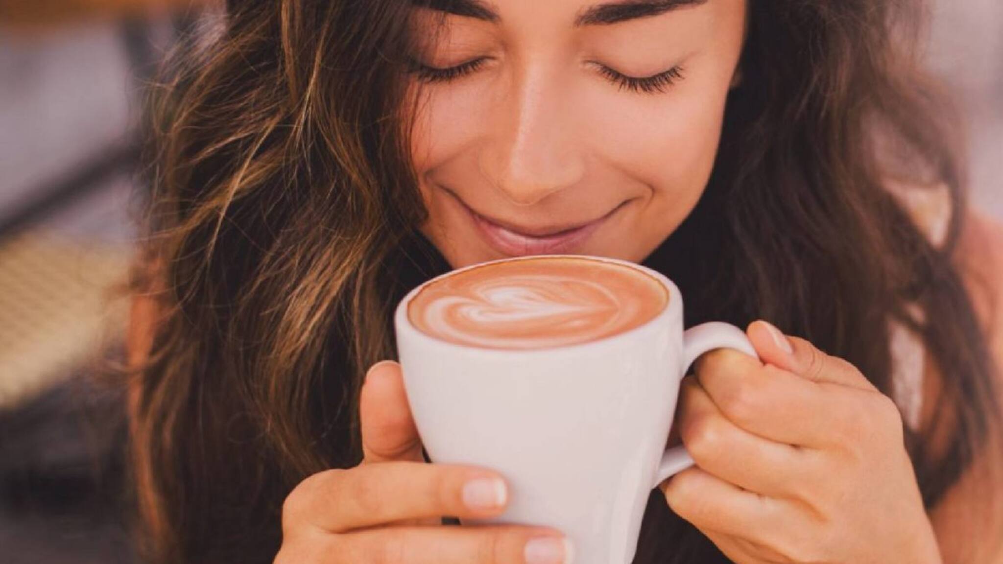 ഒരു കാപ്പി കുടിച്ചാലോ? ദീര്‍ഘനേരമിരുന്ന് ജോലി ചെയ്യുന്നവരുടെ ആരോഗ്യപ്രശ്‌നം പരിഹരിക്കാന്‍ നല്ലതെന്ന് പഠനം