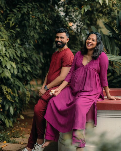 ലെവൽക്രോസ് സിനിമ കാണാനും മറ്റും അമല പോൾ എത്തിയത് സോഷ്യൽ മീഡിയയിൽ വലിയ വാർത്തയായി മാറി. വീട്ടിലും ഭാര്യയുടെ സിനിമാ ജീവിതത്തിലും ജഗത് നൽകുന്ന ശ്രദ്ധയെ കുറിച്ചാണ് അമലയ്ക്ക് പറയാനുള്ളത് 