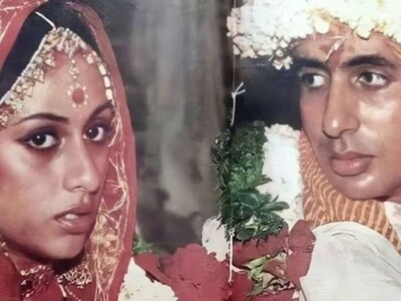  ബം​ഗാളി രീതിയനുസരിച്ച് വിവാഹച്ചടങ്ങുകൾ നടത്താനായിരുന്നു ജയയുടെ വീട്ടുകാരുടെ ആ​ഗ്രഹം. അതിനോട് തങ്ങൾക്കും എതിരഭിപ്രായമില്ലായിരുന്നുവെന്നും വരനെ പൂജിക്കുന്ന ചടങ്ങായിരുന്നു ആദ്യം നടന്നതെന്നും പുസ്തകത്തിൽ വിവരിക്കുന്നുണ്ട്.