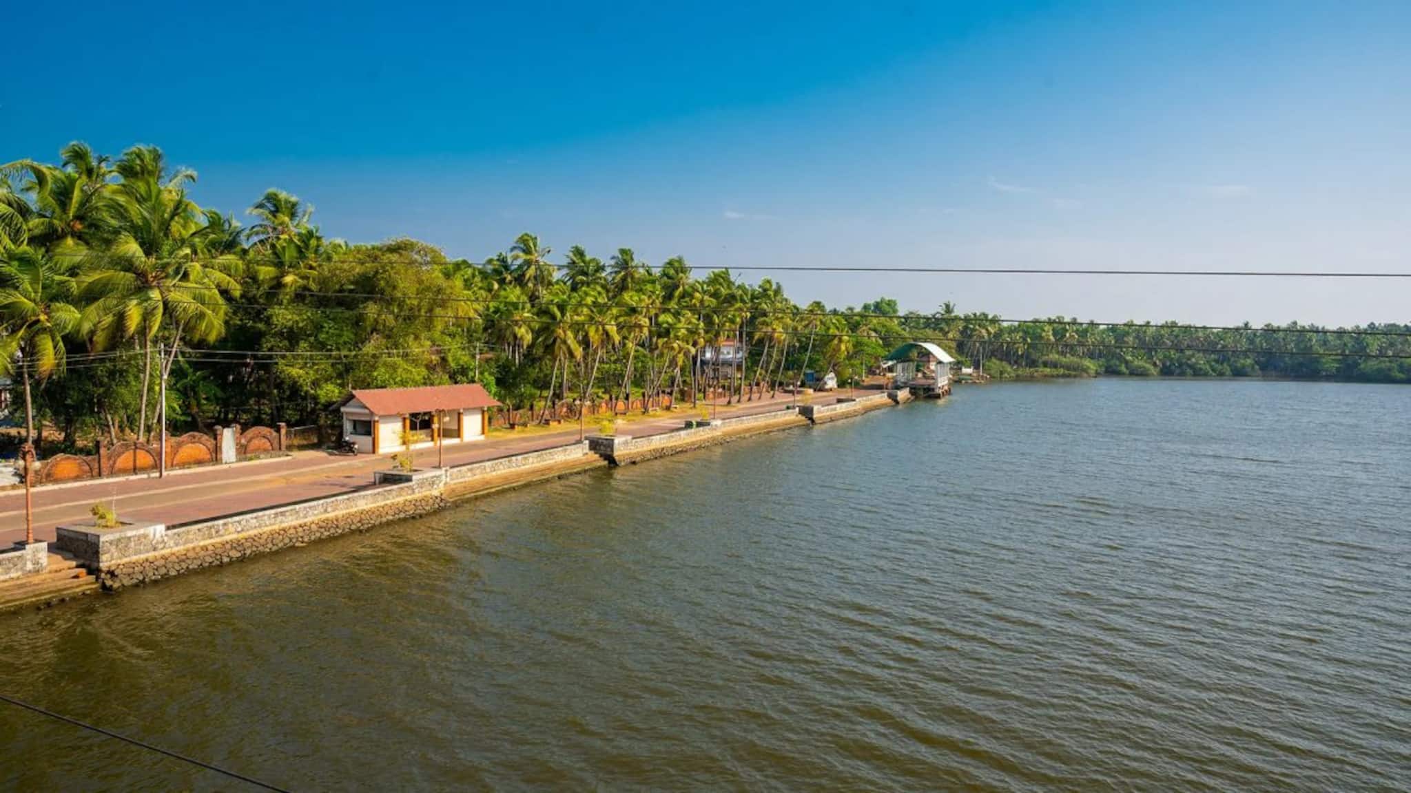 പൊന്നാനി ബിയ്യം കായൽ ജലോത്സവം;  ഉൾക്കായൽ മൊഞ്ചും ആവേശവും അടുത്തറിയാം