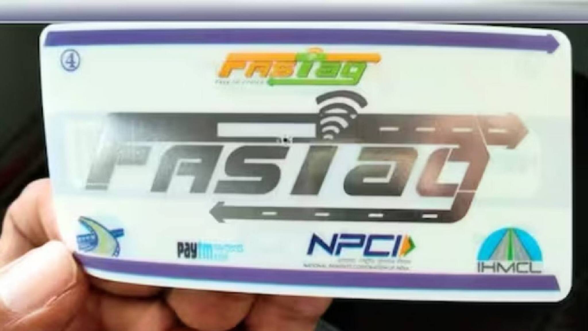 വാഹനത്തിന് മുന്നില്‍ ഫാസ്ടാഗ് പതിച്ചില്ലെങ്കില്‍ പണി കിട്ടും; ഇരട്ടിപ്പിഴ ഈടാക്കുമെന്ന് ദേശീയപാത അതോറിറ്റി