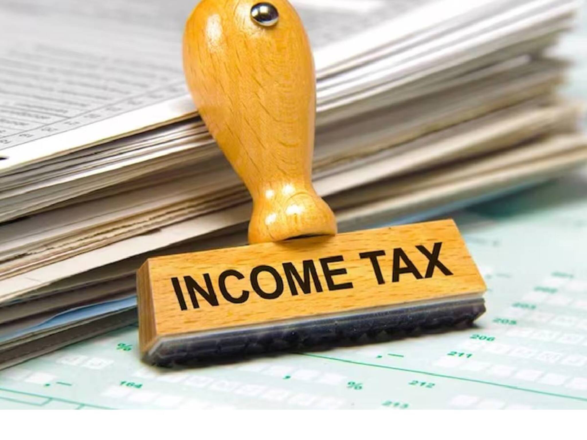 Income Tax Cut In Budget 2025| 15 ലക്ഷം രൂപ വരെ വരുമാനമുള്ളവർക്ക് ആദായ നികുതി കുറച്ചേക്കുമെന്ന് റിപ്പോർട്ട്