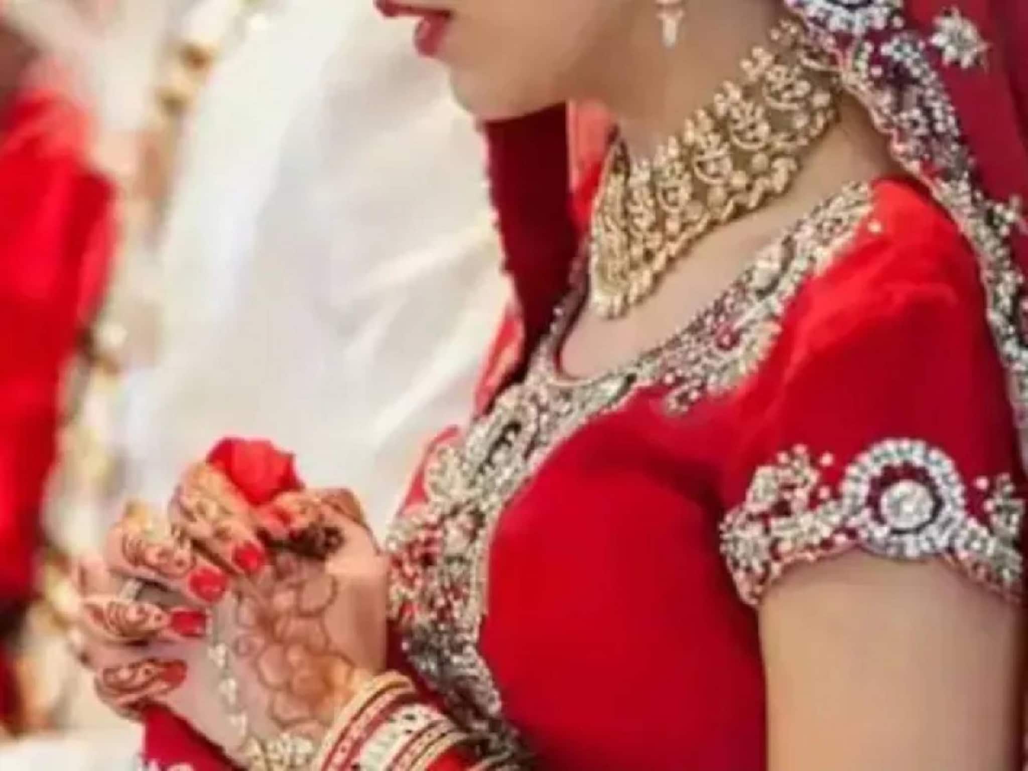 മദ്യം കല്യാണത്തിന് ഹാനികരം? വിവാഹച്ചടങ്ങിനിടെ മറ്റൊരു യുവതിയോടൊപ്പമിരുന്ന് മദ്യപിച്ച വരനോട് വധുവിന്റെ 'നോ'