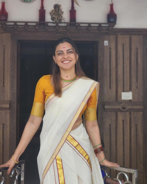  കേരളത്തെ സംബന്ധിച്ച നമ്മുടെ ശ്രേഷ്ഠമായ കാർഷിക പാരമ്പര്യത്തെ ആഘോഷമാക്കുന്നതിനുള്ള കർഷകദിനം കൂടെയാണ് ഇന്ന്.കൂടാതെ മറ്റൊരു സവിശേഷതയും ഈ പുതുവർഷത്തിനുണ്ട്. 1199 കൊല്ലവർഷം കഴിഞ്ഞ് 1200 കൊല്ലവർഷത്തേക്ക് കടക്കുകയാണ്. അതായത് മലയാളം കലണ്ടർ പ്രകാരം ഒരു പുതിയ വർഷാരംഭം.