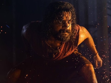 അജയന്റെ രണ്ടാം മോഷണം