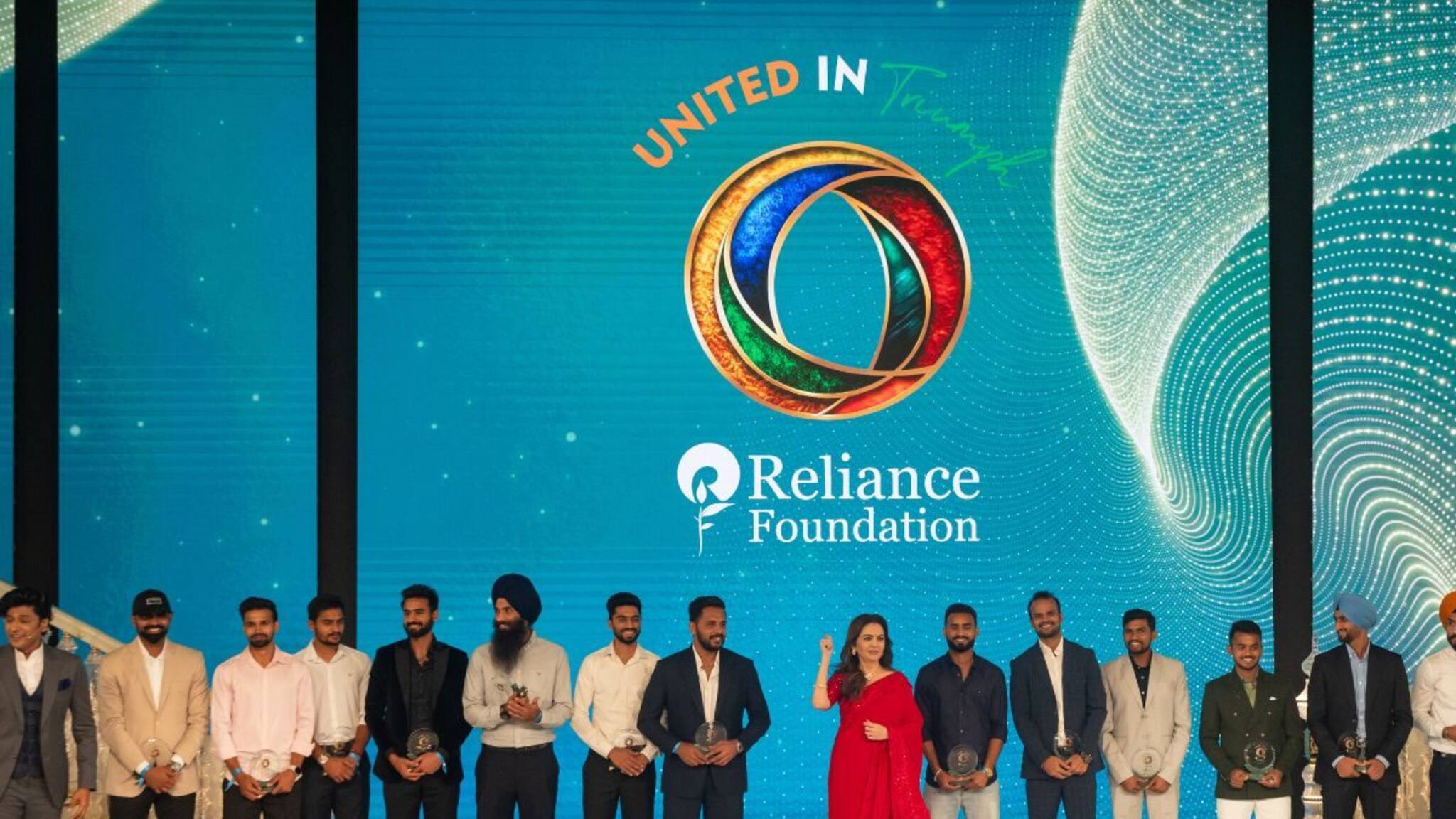 'ഒന്നും അസാധ്യമല്ല': പാരീസ് ഒളിംപിക്സ് മെഡൽ ജേതാക്കളെ ആദരിക്കുന്ന 'യുണൈറ്റഡ് ഇൻ ട്രയംഫ്' പരിപാടിയിൽ ഇന്ത്യൻ വനിതാ അത്‌ലറ്റുകളോട് നിതാ അംബാനി