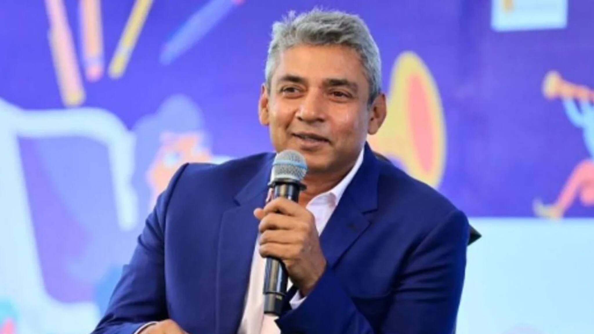 ക്രിക്കറ്റ് ക്രീസിൽ നിന്ന് അജയ് ജഡേജ ഇനി കിരീടം ചൂടിയ രാജാവ് ; പ്രഖ്യാപനം ദസറ ആഘോഷത്തിനിടെ