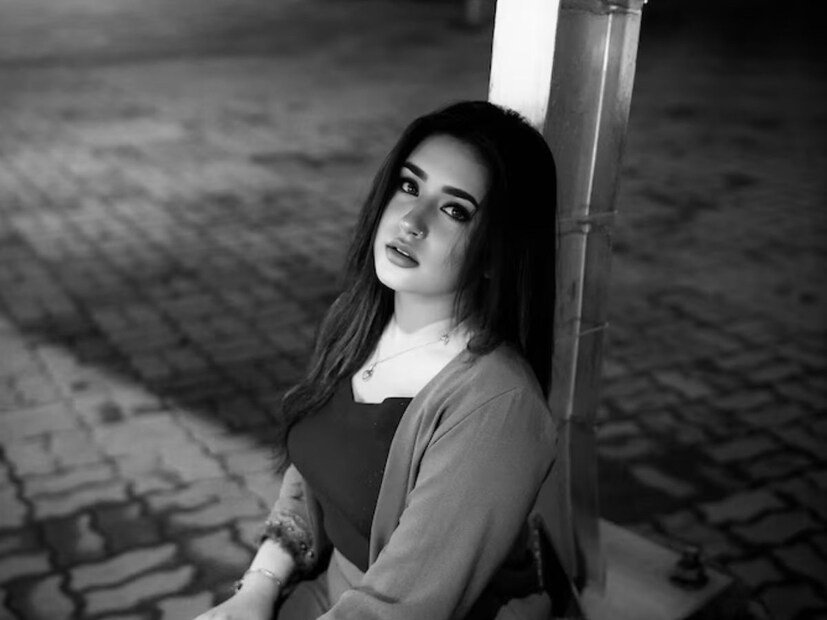  നിരവധി ഉപയോക്താക്കൾ സോഷ്യൽ മീഡിയയിലെ തങ്ങളുടെ പ്രിയതാരത്തെ ഈ രീതിയിൽ കാണേണ്ടി വന്നതിൽ നിരാശ പ്രകടിപ്പിച്ചു. അതേസമയം മറ്റുചിലർ ഇത് വ്യാജമാണെന്ന രീതിയിലും പ്രതികരിച്ചു.