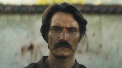 ഏകാന്തതയുടെ നൂറ് വർഷങ്ങൾ ഏകാന്തതയുടെ നൂറ് വർഷങ്ങൾ