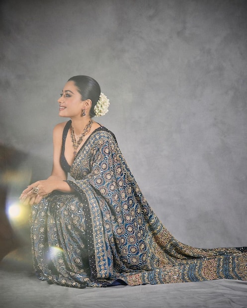 തുടർന്ന് നിരവധി സിനിമകളിൽ അഭിനയിച്ച നടിക്ക് 2018ൽ പുറത്തിറങ്ങിയ ഗീതാഗോവിന്ദം എന്ന ചിത്രത്തിൽ മികച്ച നടിക്കുള്ള ഫിലിം അവാർഡ് ലഭിച്ചു.