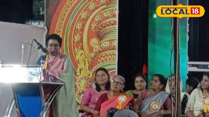 വനിതാ ജംഗ്ഷൻ ഉദ്ഘാടന വേളയിൽ വനിതാ ജംഗ്ഷൻ ഉദ്ഘാടന വേളയിൽ