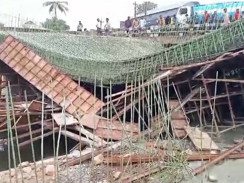  പാലം തകർന്നതിൽ യുത്ത് കോൺഗ്രസ്‌ പ്രവർത്തകർ പ്രതിഷേധവുമായി എത്തി. റോഡിൽ കിടന്നാണ് പ്രവർത്തകർ പ്രതിഷേധിച്ചത്. തുടർന്ന് പൊലീസെത്തി പ്രതിഷേധക്കാരെ അറസ്റ്റ് ചെയ്തുനീക്കി.