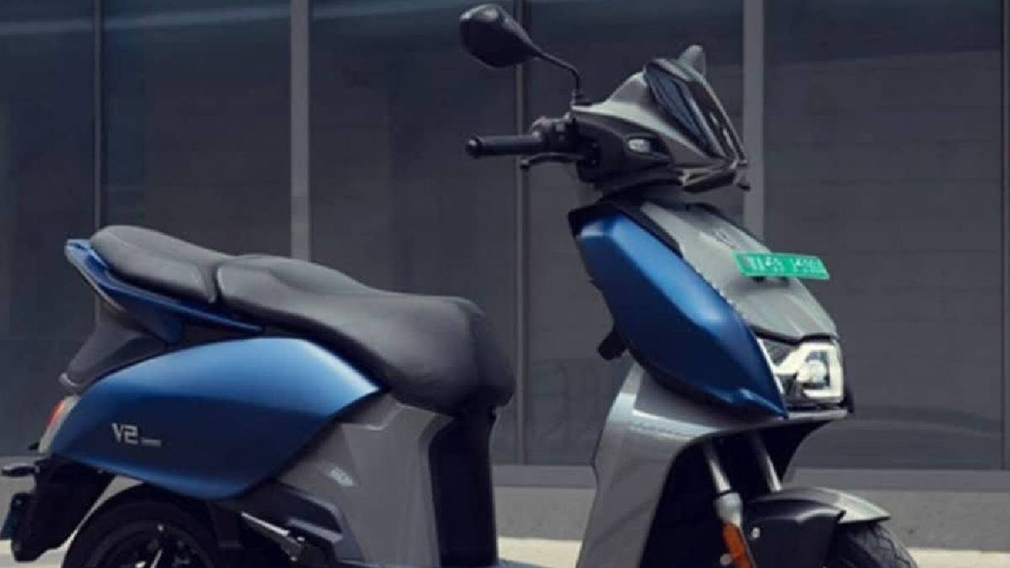 Hero Vida V2: ഒറ്റ ചാര്‍ജില്‍ 165 കിലോമീറ്റര്‍ വരെ സഞ്ചരിക്കാം; പുതിയ 3 ഇലക്ട്രിക് സ്‌കൂട്ടറുകള്‍ പുറത്തിറക്കി ഹീറോ മോട്ടോകോര്‍പ്പ്