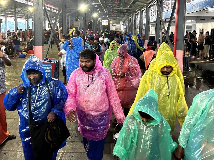  ശബരിമലയിൽ വരും ദിവസത്തെ തിരക്ക് മുന്നിൽക്കണ്ട് അതിനുവേണ്ട ഒരുക്കങ്ങൾ നടത്തുമെന്ന് ദിവസം പ്രസിഡണ്ട് പി എസ് പ്രശാന്ത്. വെർച്ച്വൽ ക്യൂവിൽ ബുക്ക് ചെയ്ത സമയം പാലിക്കുവാൻ തീർത്ഥാടകർ ശ്രദ്ധിക്കണമെന്നും അദ്ദേഹം പറഞ്ഞു.