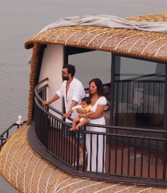  കുമരകത്ത് വേമ്പനാട് കായലിന്റെ പശ്ചാത്തലത്തിൽ വിവാഹ വാർഷികം ആഘോഷിക്കുന്നതിന്റെ വീഡിയോയും താരം പങ്കുവച്ചിരുന്നു. കായലിന്റെ നടുവിൽ പ്രത്യേകം തയ്യാറാക്കിയ വേദിയിലാണ് ഇരുവരും വിവാഹ വാർഷികം ആഘോഷിച്ചത്. ഇരുവർക്കുമൊപ്പം വിവാഹ വാർഷികം ആഘോഷിക്കാൻ കുഞ്ഞുമുണ്ടായിരുന്നു.