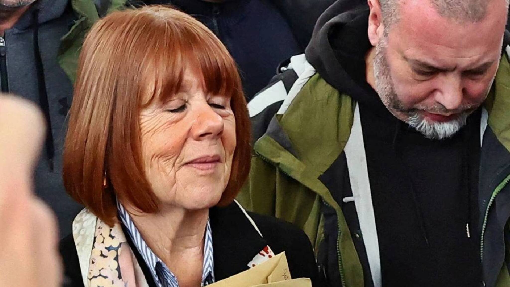 അമ്പതോളം അജ്ഞാതരെ കൊണ്ട് ഭാര്യയെ ബലാത്സംഗം ചെയ്യിപ്പിച്ച ഭര്‍ത്താവിന് 20 വര്‍ഷം തടവുശിക്ഷ; പോരാട്ടമുഖമായി ജിസേല പെലികോട്ട്