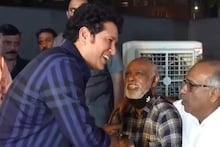 കൈനീട്ടി കാംബ്ലി, കളിക്കൂട്ടുകാരനെ കൈവിടാതെ മുറുക്കെപ്പിടിച്ച് സച്ചിന്‍; വൈകാരിക കണ്ടുമുട്ടലിന്റെ വീഡിയോ വൈറല്‍