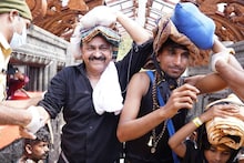 12 വർഷത്തിനുശേഷം പ്രതിപക്ഷ നേതാവ് വി ഡി സതീശൻ ശബരിമല ദർശനം നടത്തി; ഇത് 26-ാം തവണ
