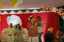 മാപ്പിളപ്പാട്ടുപോലെ കൈകൊട്ടി പാടാവുന്ന കല്യാണപ്പാട്ടുമായി വിനീത് ശ്രീനിവാസന്റെ 'ഒരു ജാതി, ഒരു ജാതകം'