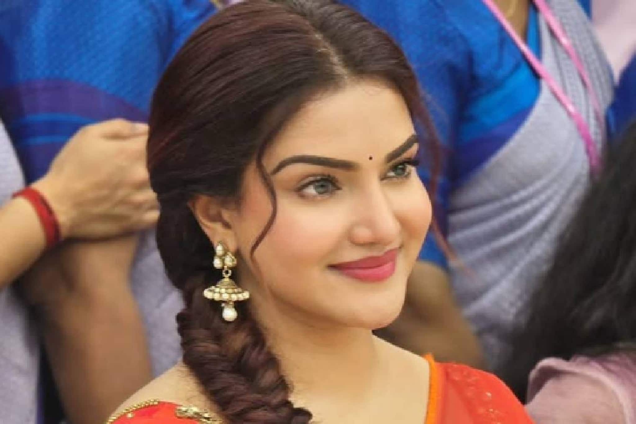 Honey Rose | ഹണി റോസിനൊപ്പം താരസംഘടനയായ അമ്മ; നിയമപോരാട്ടങ്ങൾക്ക് പൂർണ പിന്തുണ