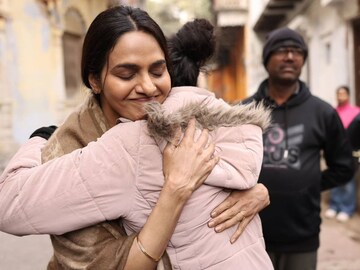 ഇന്ദ്രൻസും മധുബാലയും കേന്ദ്ര കഥാപാത്രത്തിലെത്തുന്ന പ്രൊഡക്ഷൻ നമ്പർ 1ന് വാരാണസിയിൽ പാക്കപ്പ്